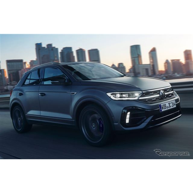 フォルクスワーゲンジャパンは、クロスオーバーSUV『Tロック（T-Roc）』の高性能グレード「Tロック R」をベ...