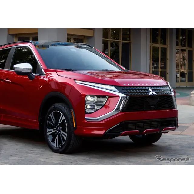 三菱自動車は、小型SUV『エクリプス クロス』の2026年モデルを米国で発表した。
　今回の変更では、SELお...