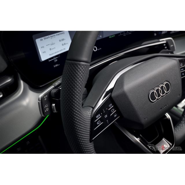 アウディは、新型『Q3』のインテリアの詳細を発表した。
　新型Q3では、形と機能が一体となったデザインを...