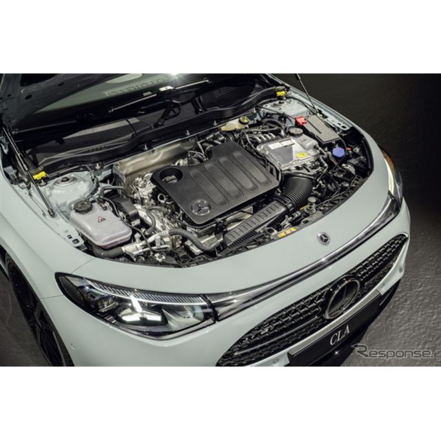 メルセデスベンツは、年内に欧州市場で発売する予定の新型『CLA』のハイブリッド仕様を、IAAモビリティ2025...