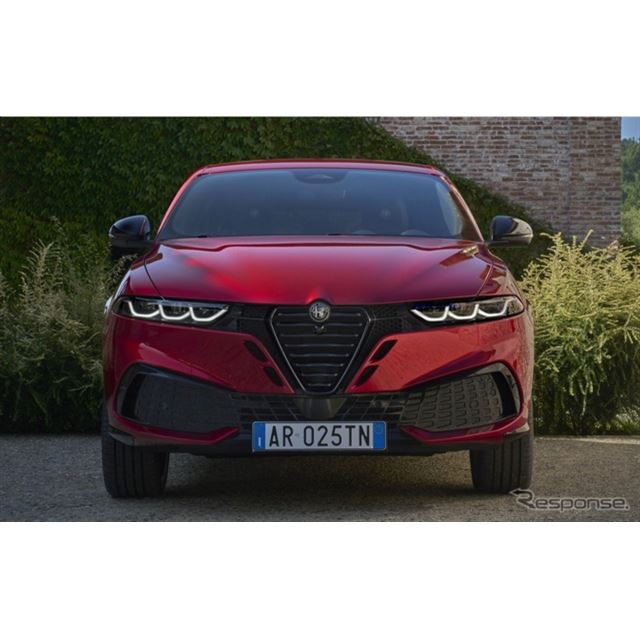 �A���t�@�����I�́A�v���~�A���R���p�N�gSUV�w�g�i�[���x�̉��ǐV�^��č��Ŕ��\�����B
�@�ے��I�ȃC�^��...