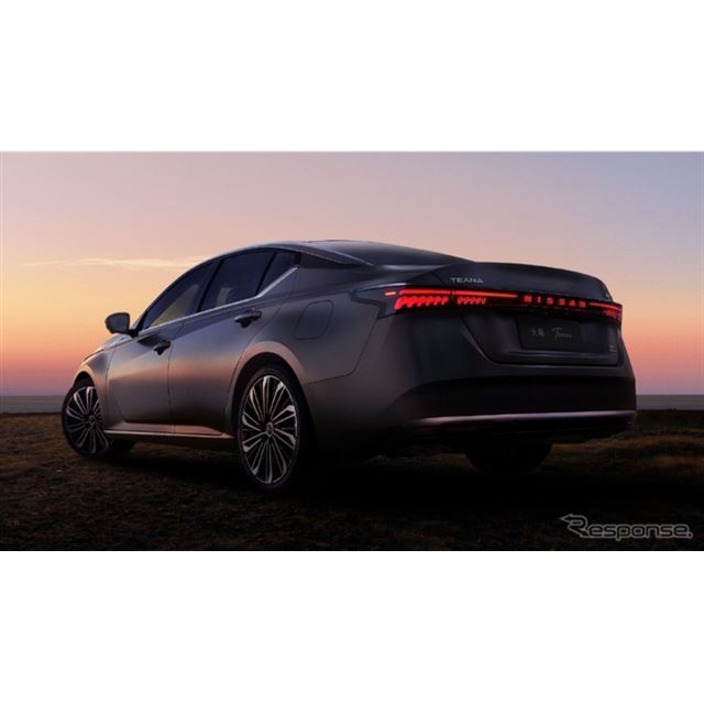 日産自動車の中国合弁、東風日産乗用車公司（DFN）が新型『ティアナ』を発表した。年内に中国で発売する予...