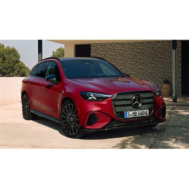 メルセデスベンツは、SUV『GLC』新型の受注を欧州で開始した。EVとなった新型のドイツ本国での価格は、7万1...