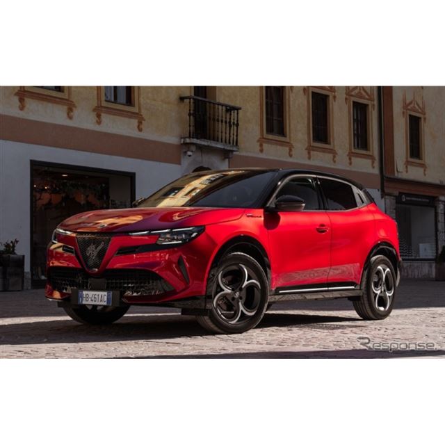 アルファロメオは、コンパクトスポーツ『ジュニア』の2026年モデルを欧州で発表した。2026年モデルには、「...