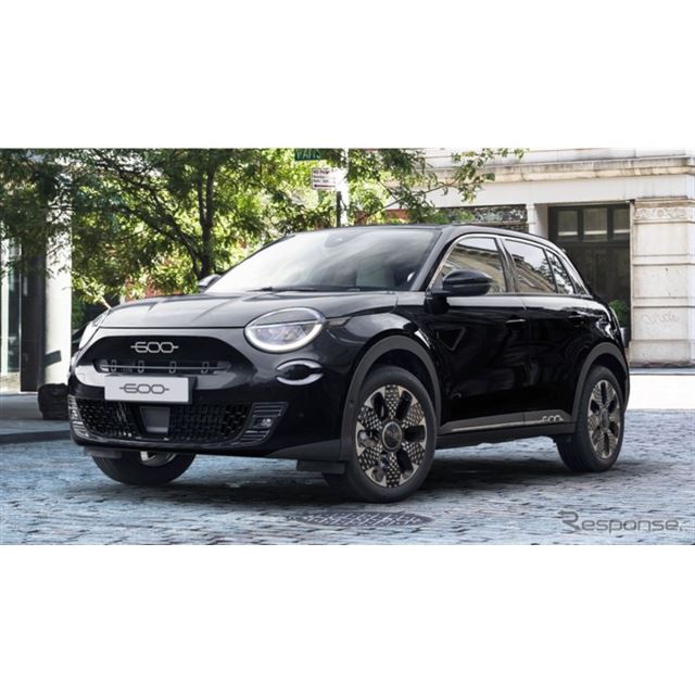 ステランティスジャパンは、フィアットのコンパクトSUV『600ハイブリッド』の限定車「600ハイブリッド ネロ...