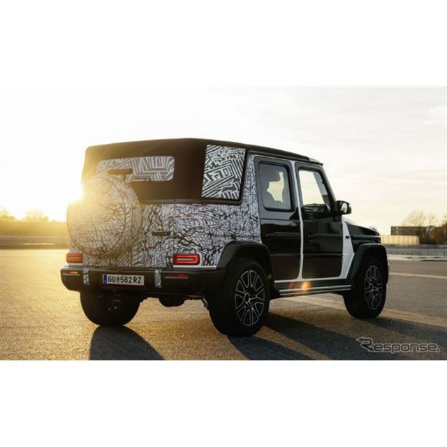 メルセデスベンツが、SUV『Gクラス』のオープンモデル、『Gクラス・カブリオレ』を復活させる。今回、その...