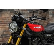 �J���T�L Z900RS SE