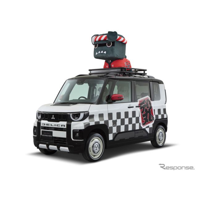 三菱自動車は、1月9日から11日まで幕張メッセで開催される「東京オートサロン2026」に、改良新型『デリカD:...