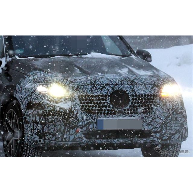 メルセデスベンツは現在、ミッドサイズ・クロスオーバーSUV、『GLE』改良新型を開発中だ。そしてそのパフォ...