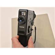 �uinstax mini Evo Cinema�v