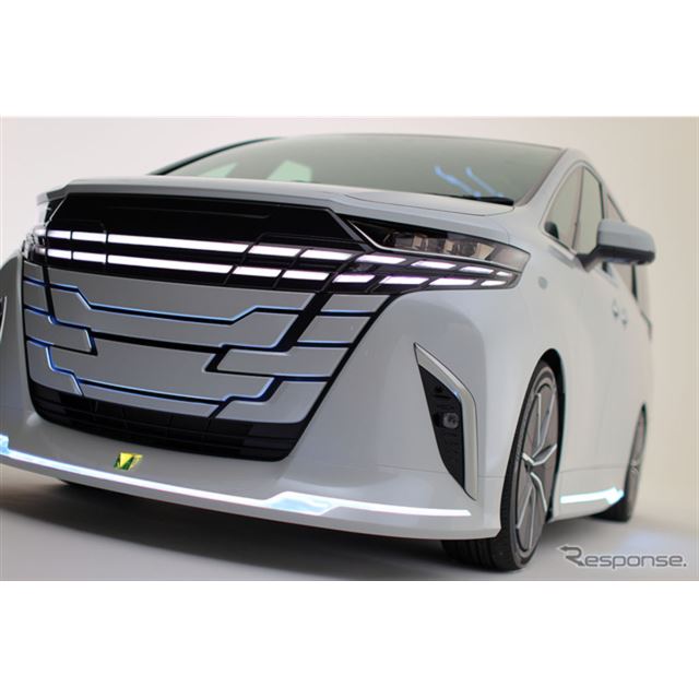 ���f���X�^�i�g���^�J�X�^�}�C�W���O���f�B�x���b�v�����g�j�́w�A���t�@�[�h�x�̏]���̃J�X�^�}�C�Y�J�[��...