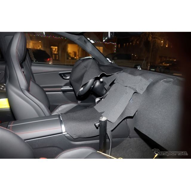 スクープ班がメルセデスベンツ『GLC』SUVのパフォーマンスモデル、メルセデスAMG「GLC43」改良新型のプロト...