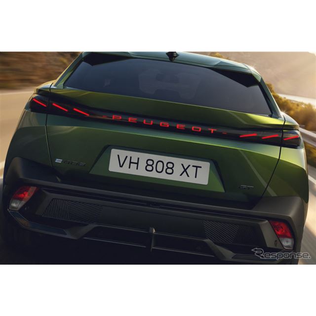 プジョーは、ブリュッセルモーターショー2026において、改良新型『408』を世界初公開した。デザイン、機能...