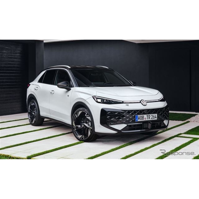 フォルクスワーゲンは第2世代となる新型『T-Roc』の英国での受注を開始した。価格は3万1620ポンド(約665万...