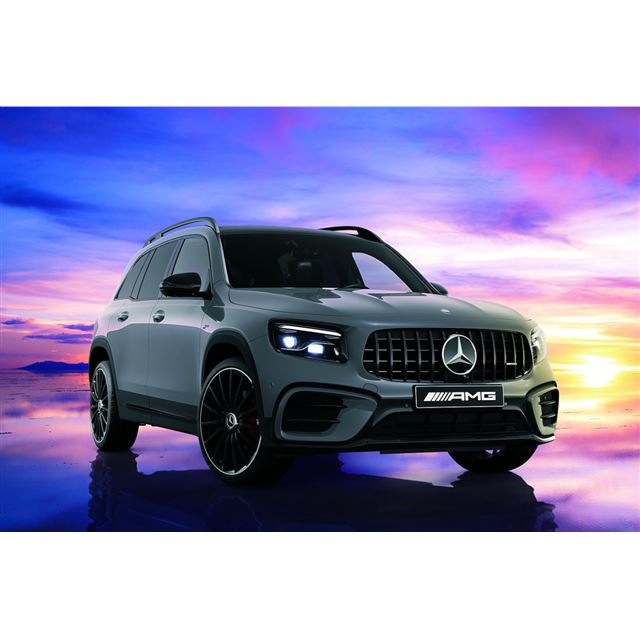 �����Z�f�X�E�x���c���{��2026�N1��27���A�䐔100�����̃n�C�p�t�H�[�}���XSUV�u�����Z�f�XAMG GLB35 4MA...