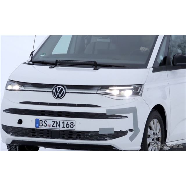 フォルクスワーゲン（VW）のマルチバン、T7『カリフォルニア』改良新型プロトタイプをスクープ班のカメラが...