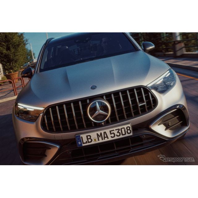 �����Z�f�XAMG�́A�����Z�f�X�x���c��SUV�wGLC�x�V�^�̍����\���f���uGLC 53 4MATIC+�v�����B�Ŕ��\�����B...