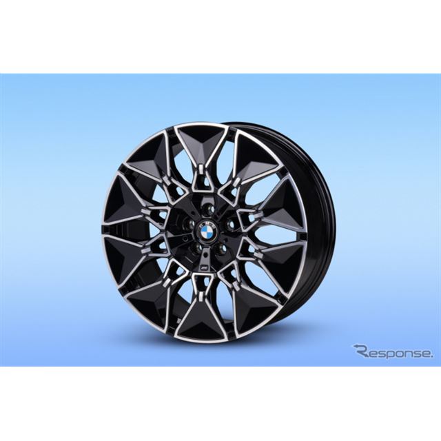 BMW�O���[�v�́A3��18���Ƀ��[���h�v���~�A����V�^BMW�wi3�x�ɂ����āA���T�C�N���f��30%���g�p����Ɣ��\...