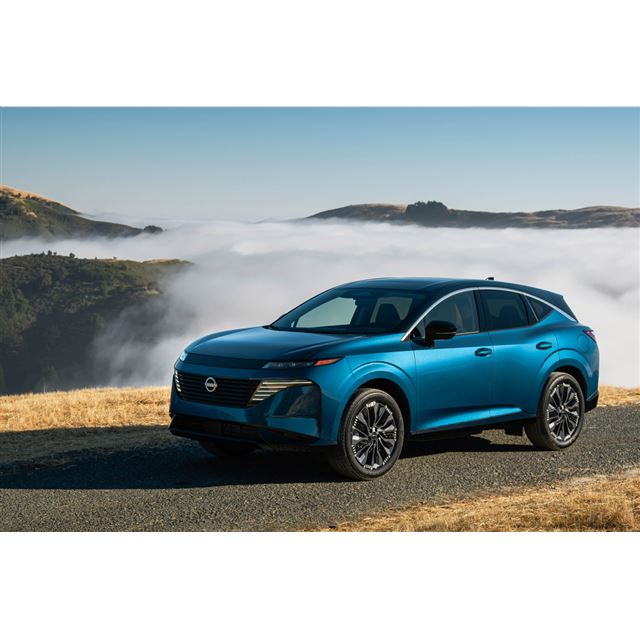 ���Y�����Ԃ�2026�N3��17���A�č��Ő��Y����SUV�u�����[�m�v����{�s��ɓ������A2027�N�����ɔ̔����J�n��...