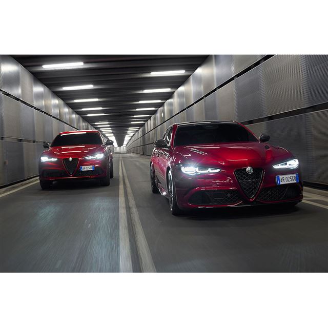 ステランティス ジャパンは2026年3月17日、アルファ・ロメオのスポーツセダン「ジュリア」とSUV「ステルヴ...