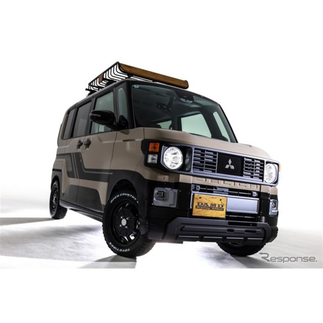 �����ԃJ�X�^���p�[�c���[�J�[�̃_���h��3��26���A�O�H�w�f���J�~�j�x�����V��{�f�B�L�b�g�uDAMD DELICA M...