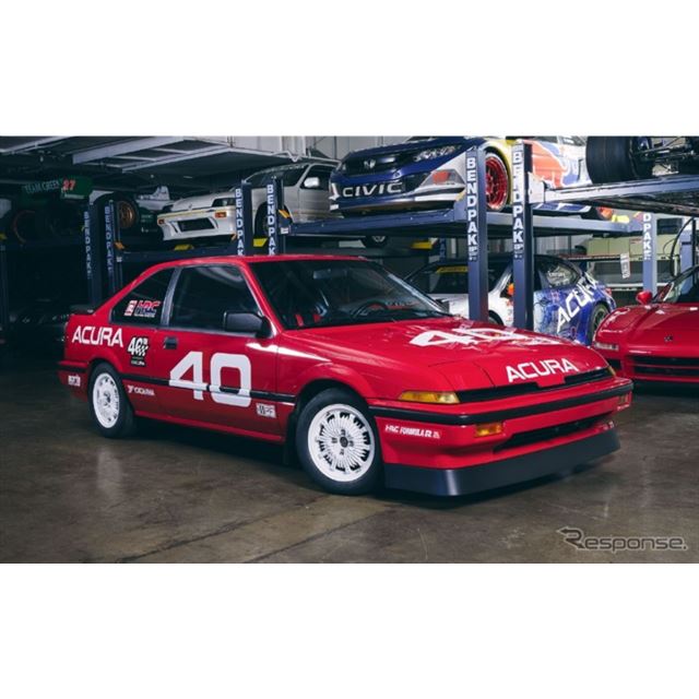 �z���_�̍����ԃu�����h�̃A�L�����́A1986�N3��27���ɃA�����J�ŏ��̓��{�������ԃu�����h�Ƃ��ăf�r���[...