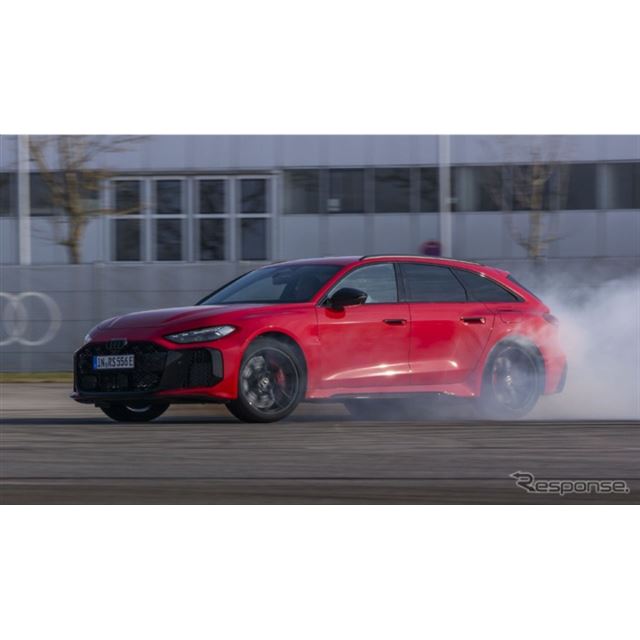 アウディは、新型『RS 5』に世界初となる電気機械式トルクベクタリングシステム「ダイナミックトルクコント...