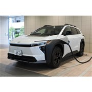 �u�g���^bZ4X�c�[�����O�v�BTEEMO�[�d��ɐڑ�����Ă���B