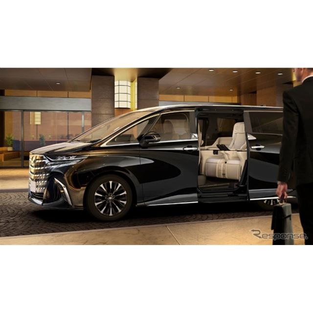 �g���^�ԑ̂�6��3���A�g���^�w�A���t�@�[�h�x�̓��ʉˑ��ԁw�A���t�@�[�h Spacious Lounge�i�X�y�[�V���X��...