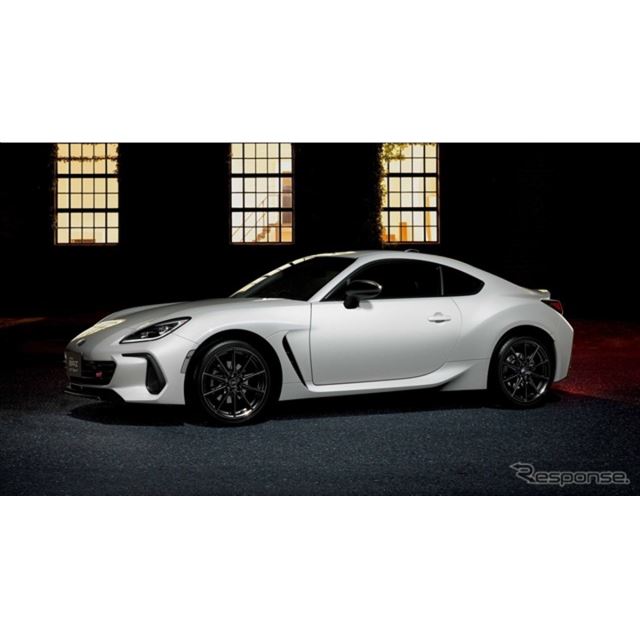 SUBARU�i�X�o���j��7��30���A�X�|�[�c�J�[�wBRZ�x�̉��ǃ��f���𔭕\�����B���i��337��7000�~���炾�B
�@B...