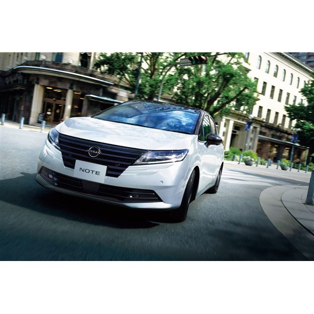 日産自動車は2026年8月24日、「ノート」「ノート オーラ」「ノート オーラNISMO」に一部仕様変更を施すとと...