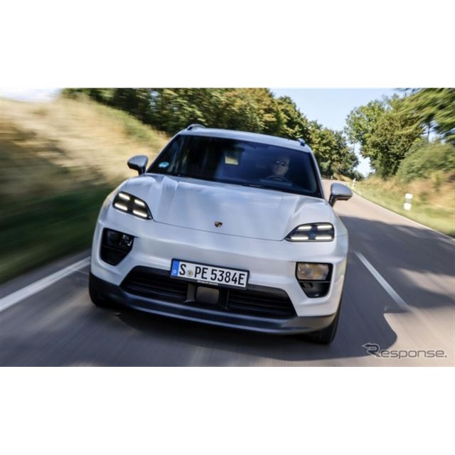 �|���V�F�́A�d��SUV�w�}�J���x�V�^�����ɁA�l�C�̍����I�v�V�����������܂Ƃ߂��V�����u�A�h�o���X�h�p�b...
