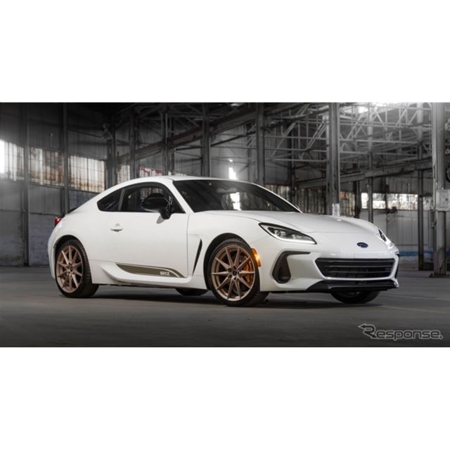 SUBARU�i�X�o���j�̕č�����́A�X�|�[�c�J�[�wBRZ�x�́uZC15�v��2027�N�����ɔ�������Ɣ��\�����B
�@�wB...