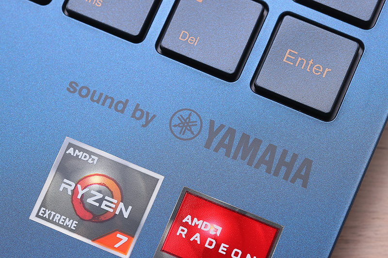 価格.com - [PR企画]ホームユースで頼もしく使える15.6型スタンダード ...