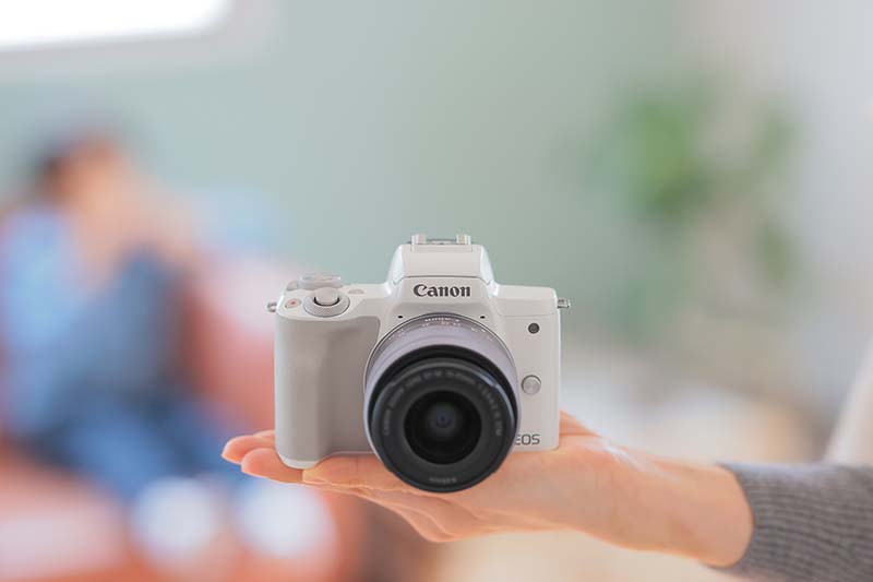 人気機種♪コンパクトで高機能の大満足カメラ❤️Canon EOS Kiss M2 Amazon | Canon ミラーレス一眼カメラ EOS Kiss M2 ダブルズーム