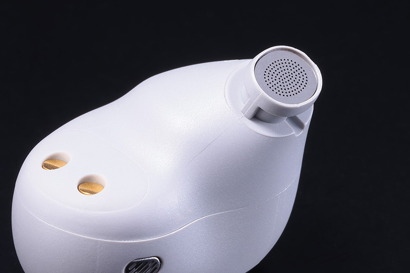 JBL「LIVE FREE 2」