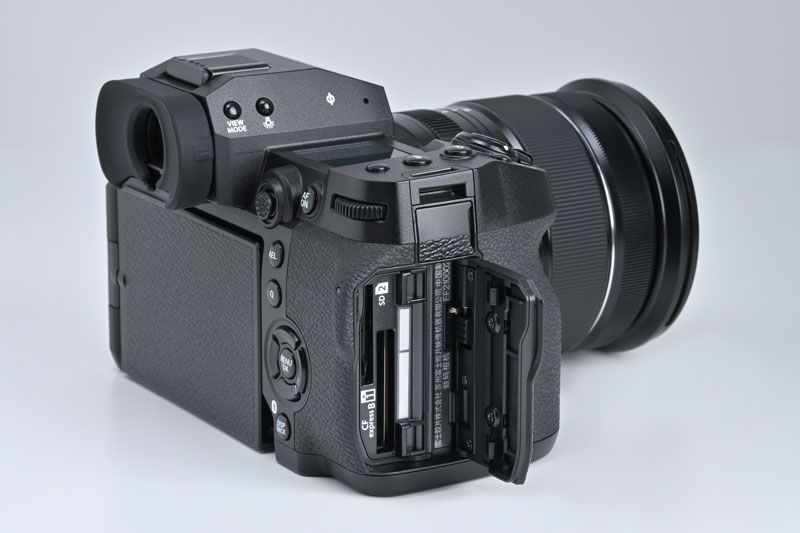 価格.com - [PR企画]富士フイルム 新型ミラーレスカメラ「X-H2S」実力