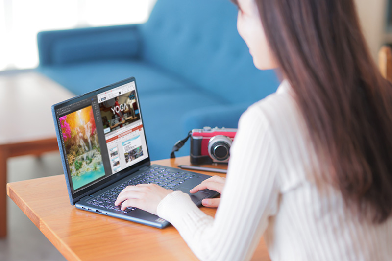 レノボ「Lenovo Yoga 670」