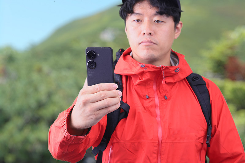 ASUS「Zenfone 9」