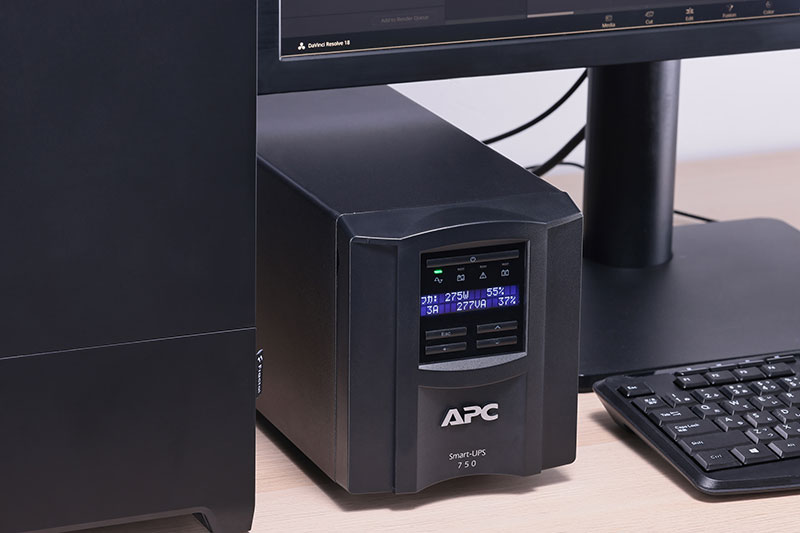 APC 無停電電源装置　SMT750J 楽天市場】シュナイダーエレクトリック（APC） SMT750J 【2年