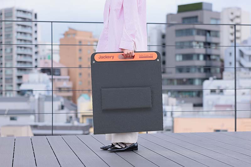 Jackery Solar Generator 1000 Plus