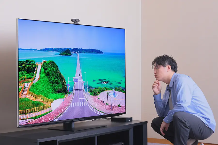 価格.com - [PR企画]シャープ「AQUOS」が提案する新テレビライフ