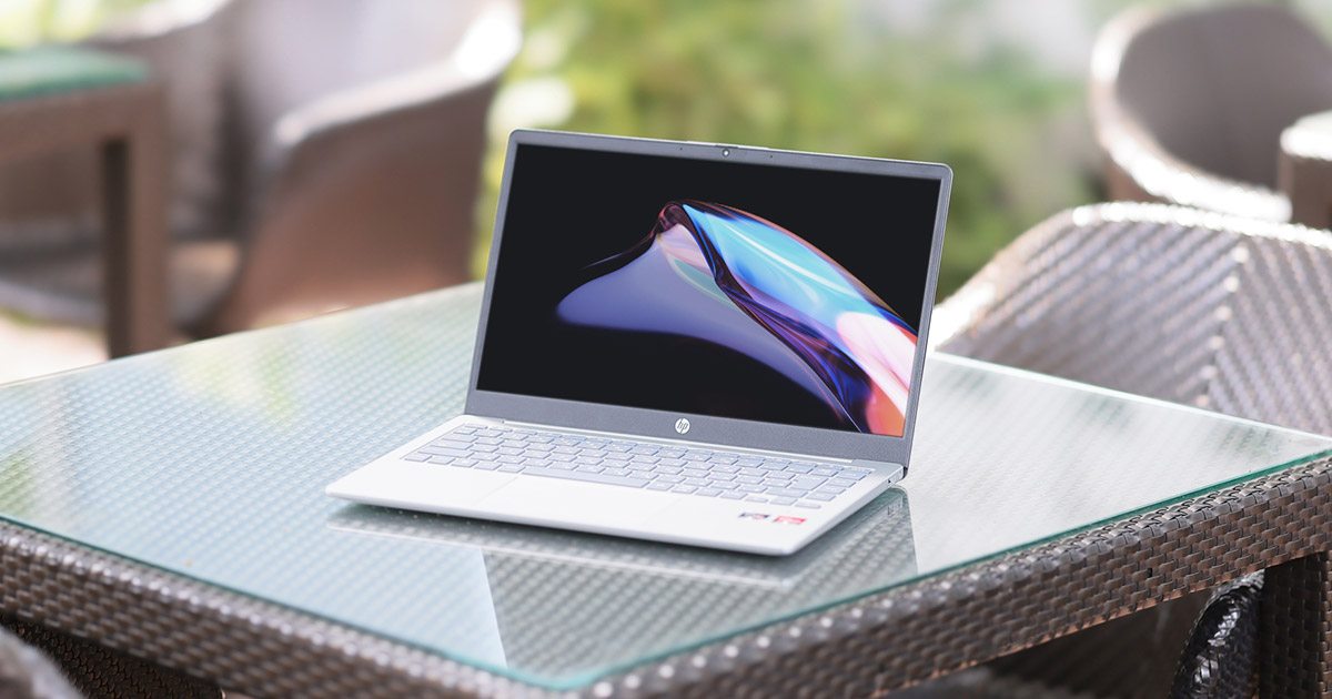 価格.com - [PR企画]14型ノート「HP 14」なら、ラクに持ち運べて