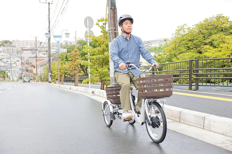 価格.com - [PR企画]電動アシスト三輪車「ラクットワゴン」の“頼れる度