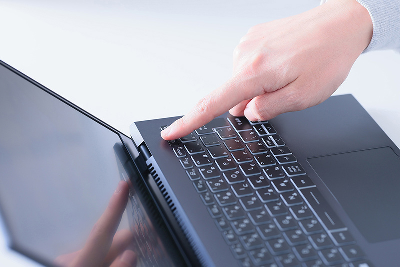 MSI「Prestige 13 A13M」