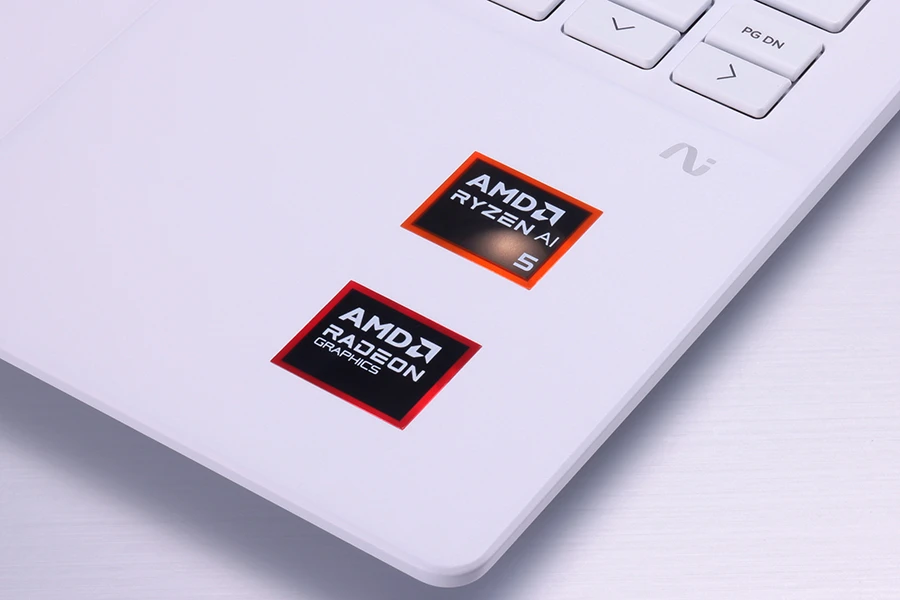 次世代AI PC「HP OmniBook 7 Aero 13-bg」