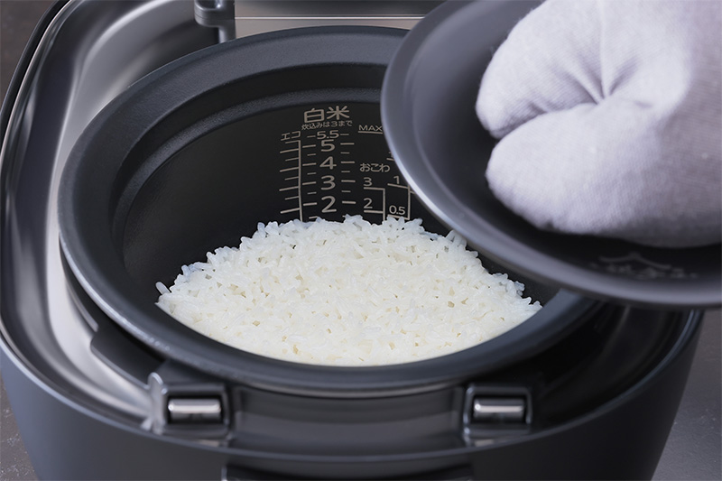 価格.com - [PR企画]タイガー「土鍋ご泡火炊き JRX-S100」の至福ごはん