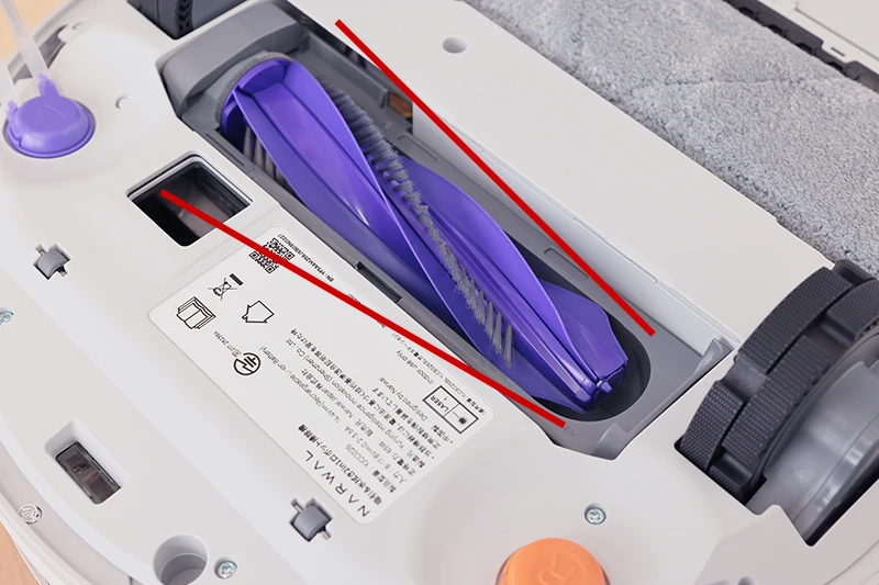 新型ロボット掃除機「Narwal Flow」