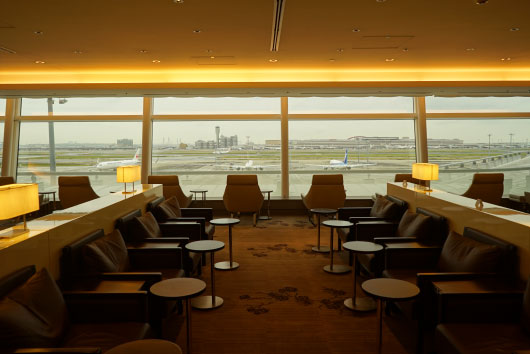 ��`���E���W