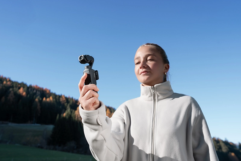 DJI�uOsmo Pocket 4�v